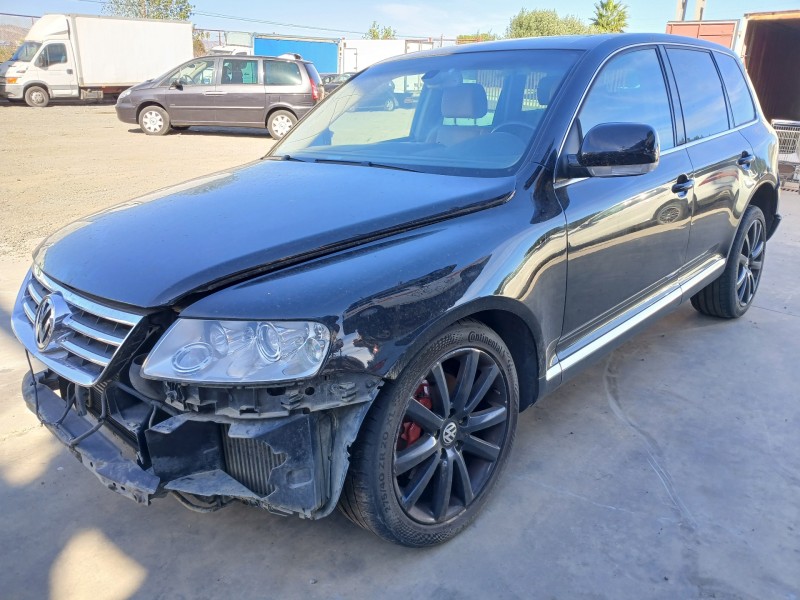 VOLKSWAGEN TOUAREG (7LA)