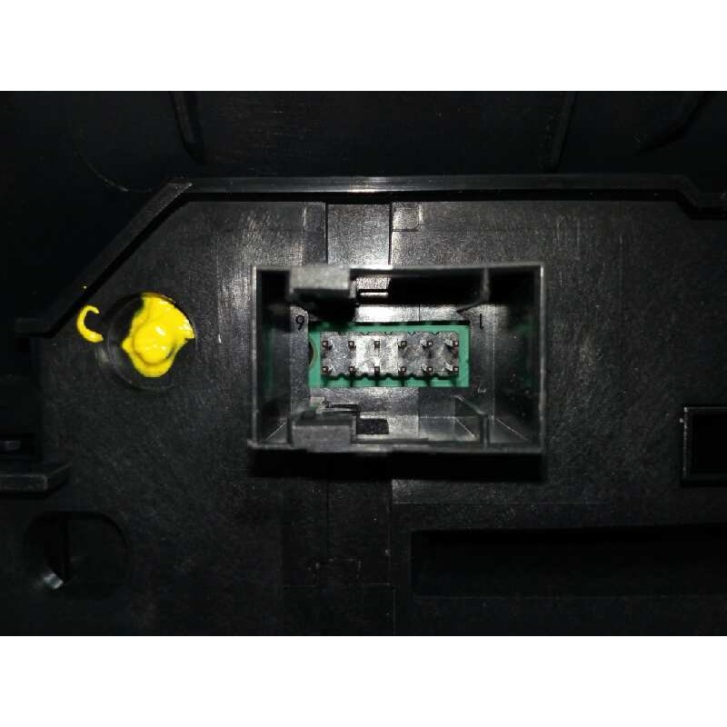 MANDO MULTIFUNCION CONTROLES AUDIO Y WARNING