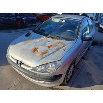 peugeot 206 berlina del año 2004