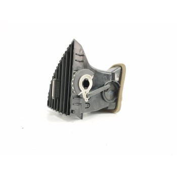 Recambio de rejilla aireadora para seat leon (5f1) 1.6 tdi referencia OEM IAM 08435006 CENTRAL DERECHA 