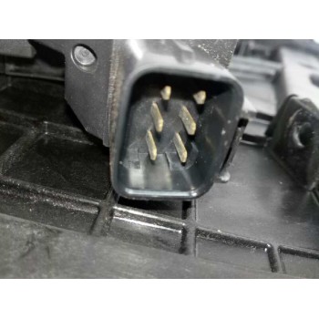 Recambio de elevalunas delantero izquierdo para kia carens iv 1.7 crdi referencia OEM IAM 82470A4000 82470A4260 