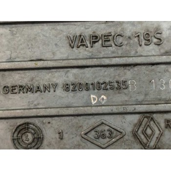 Recambio de depresor freno / bomba vacio para renault master ii ph. 2 pritsche/fgst 2.5 diesel referencia OEM IAM 8200102535B  