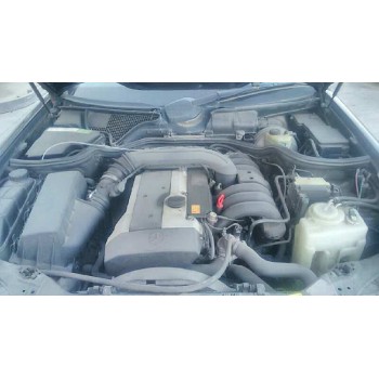 mercedes-benz clase e (w210) berlina del año 2000