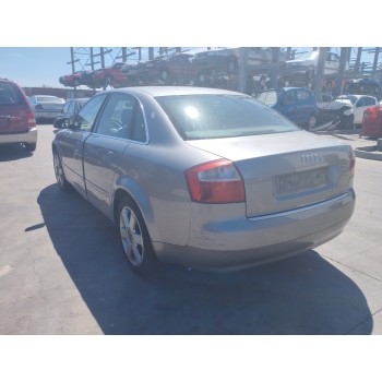 audi a4 berlina (8e) del año 2004