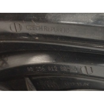 Recambio de piloto trasero izquierdo para peugeot 208 1.2 12v vti referencia OEM IAM 9825601280  