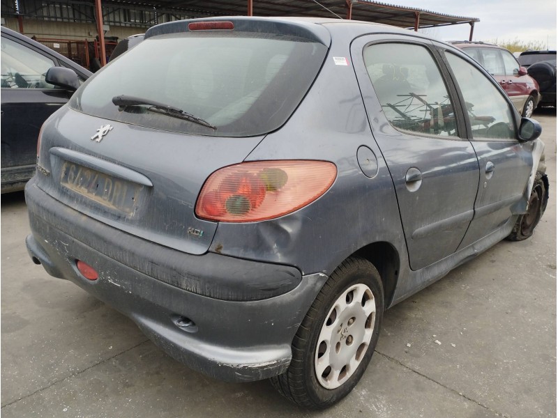 PEUGEOT 206 BERLINA