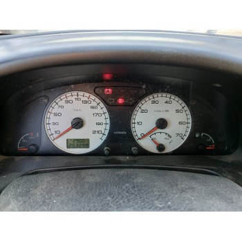 citroën xsara berlina del año 2003