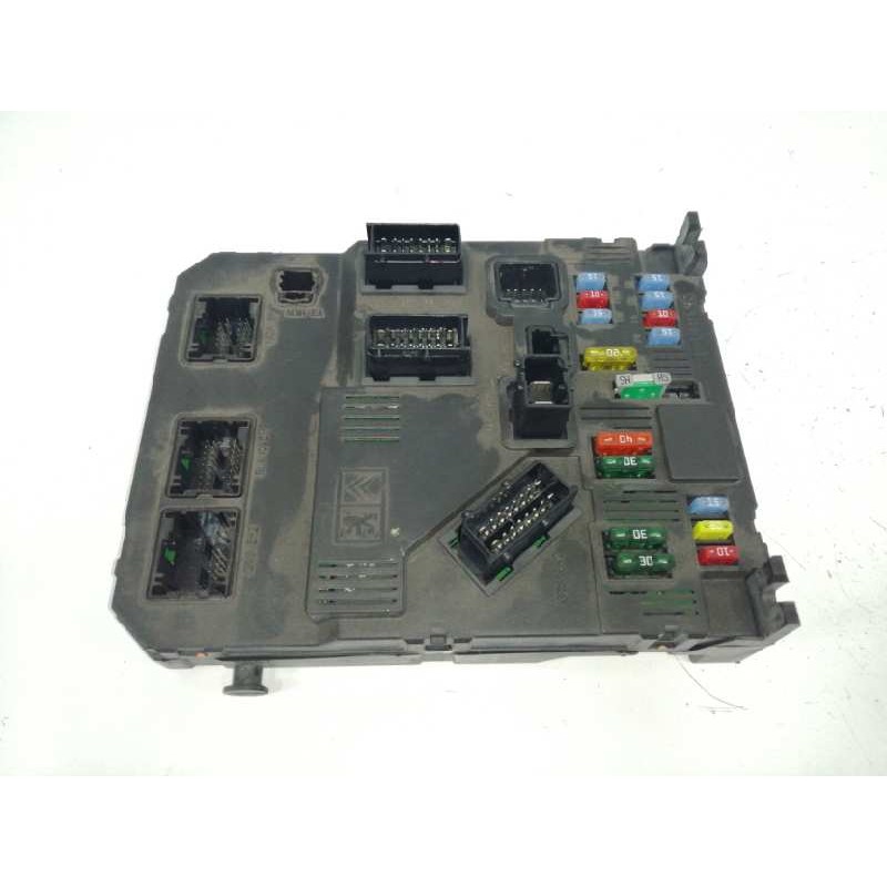 Recambio de caja reles / fusibles para citroën c3 1.4 hdi referencia OEM IAM 9653667380 S118085200 