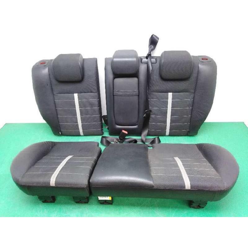 Recambio de asientos traseros para ford kuga (cbv) 2.0 tdci cat referencia OEM IAM   