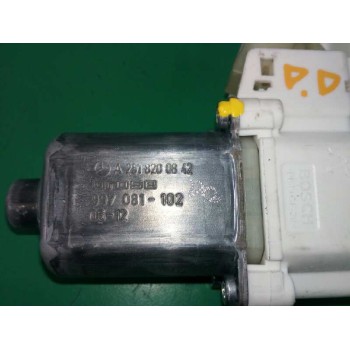 Recambio de motor elevalunas delantero derecho para mercedes-benz clase m (w164) 3.0 cdi cat referencia OEM IAM A2518200842 0130