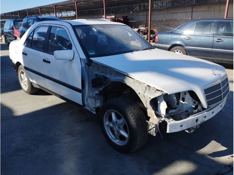 mercedes-benz clase c (w202) berlina del año 1995