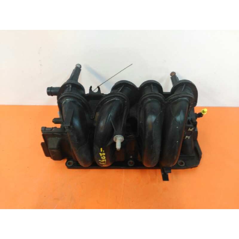 Recambio de colector admision para dacia logan laureate referencia OEM IAM 8200647805  
