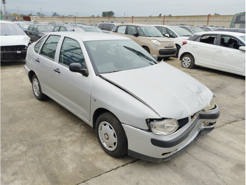 SEAT CORDOBA BERLINA (6K2)