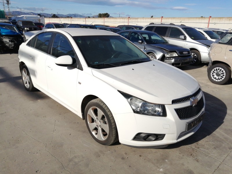 CHEVROLET CRUZE