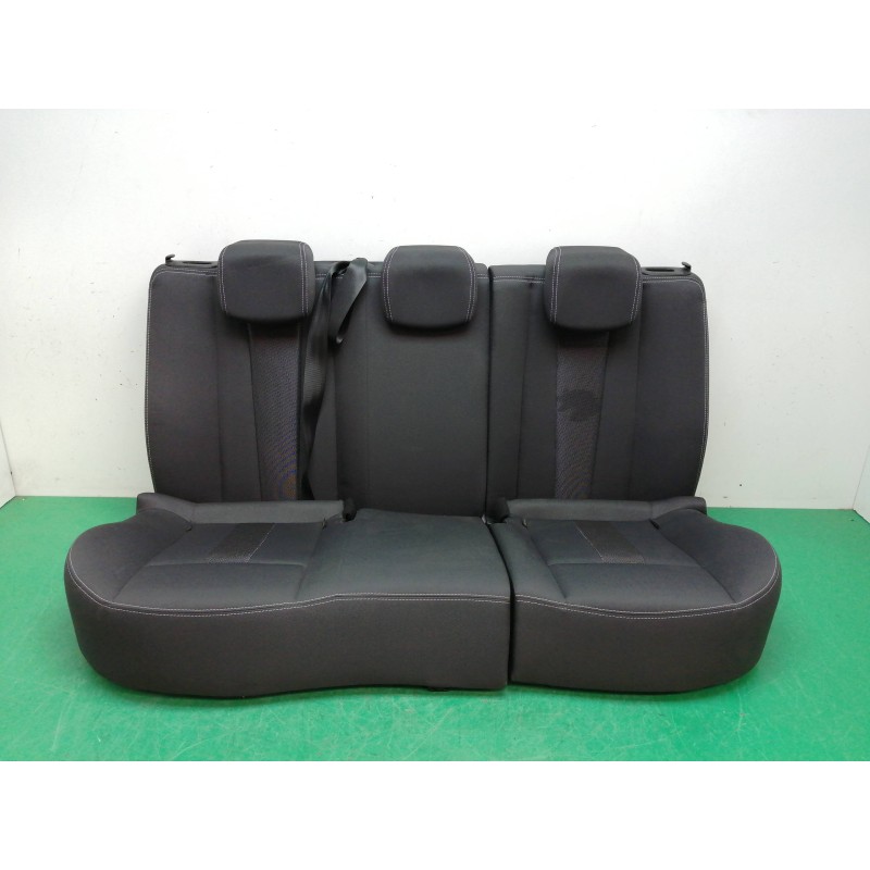 Recambio de asientos traseros para renault megane iii berlina 5 p dynamique referencia OEM IAM   