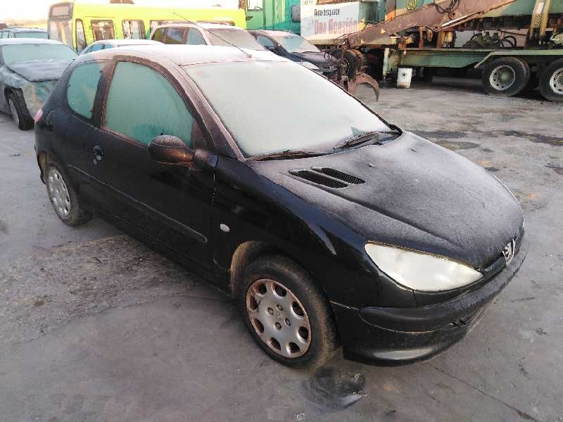 PEUGEOT 206 BERLINA