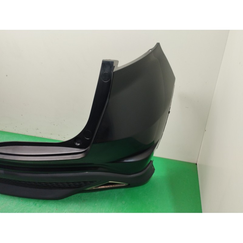 PARAGOLPES TRASERO