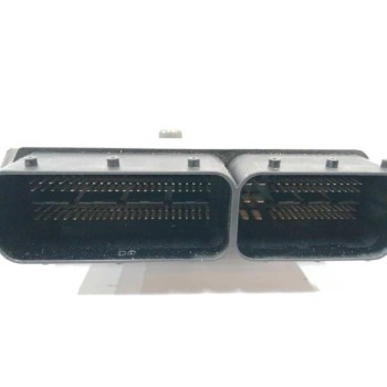 Recambio de centralita motor uce para volvo s40 berlina 2.4 cat referencia OEM IAM P30650677 0797009132 