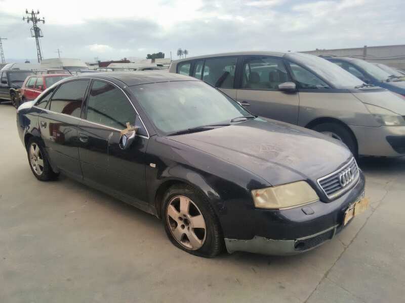AUDI A6 BERLINA (4B2)