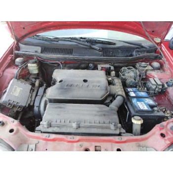 fiat punto cabrio (176) del año 2000
