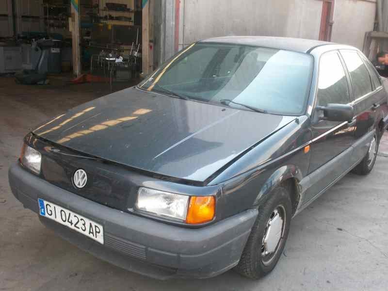 VOLKSWAGEN PASSAT BERLINA (312)