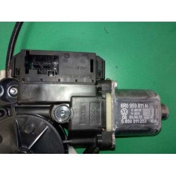 Recambio de elevalunas trasero izquierdo para volkswagen polo (6r1) advance referencia OEM IAM FUNDA 6R0959811N 