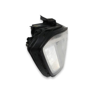 Recambio de faro derecho para hyundai h350 kasten 2.5 crdi cat referencia OEM IAM 9210259  
