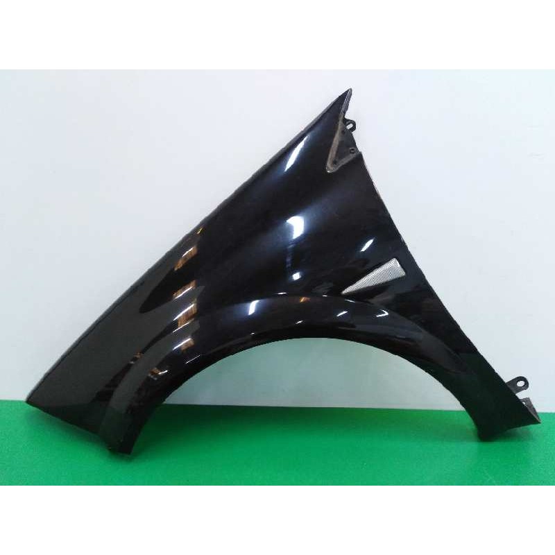 Recambio de aleta delantera izquierda para renault megane ii berlina 5p 1.5 dci diesel referencia OEM IAM 8200011076  