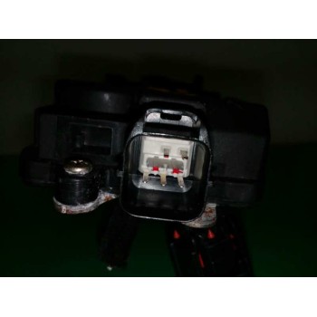 Recambio de cerradura puerta trasera derecha para hyundai trajet (fo) 2.0 crdi gls referencia OEM IAM   