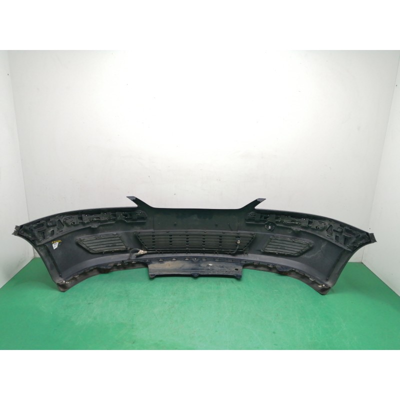 PARAGOLPES DELANTERO