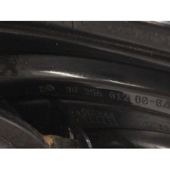 Recambio de piloto trasero izquierdo para peugeot 208 1.2 12v e-thp referencia OEM IAM 9825601280  