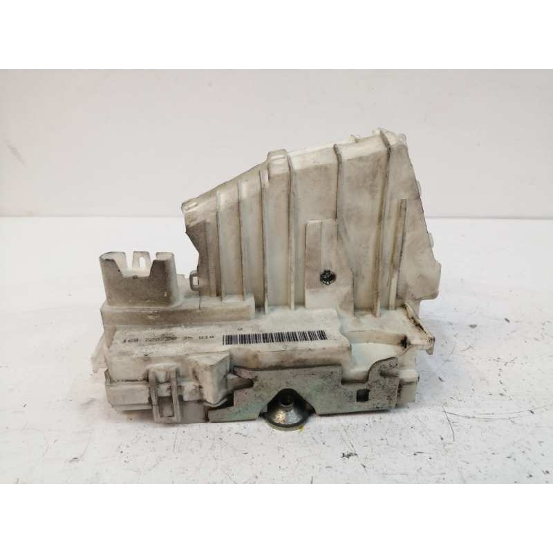 Recambio de cerradura puerta delantera derecha para mercedes-benz clase a (w169) 1.5 cat referencia OEM IAM 1697202835  