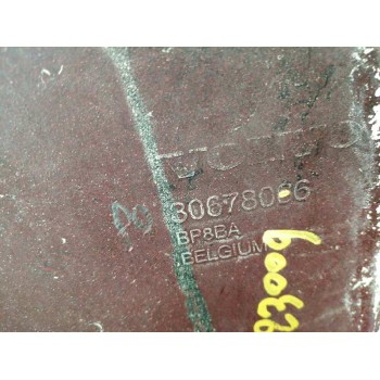 Recambio de paragolpes trasero para volvo v50 familiar 2.4 20v diesel referencia OEM IAM 30678066  