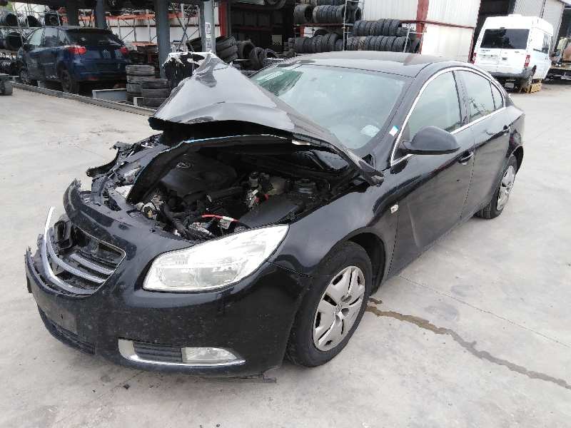 OPEL INSIGNIA BERLINA