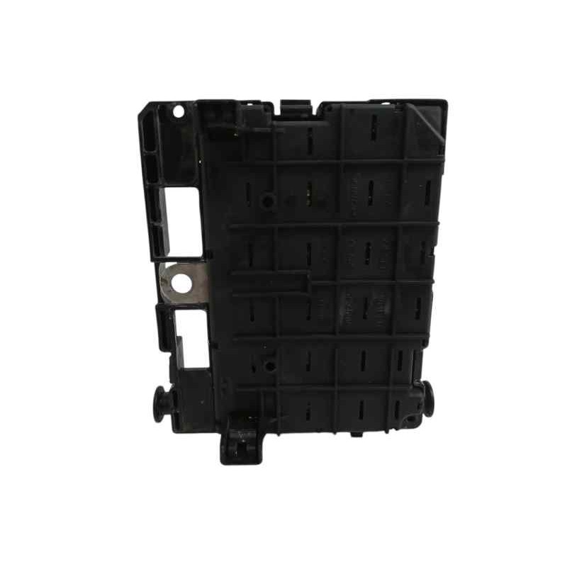 CAJA RELES / FUSIBLES