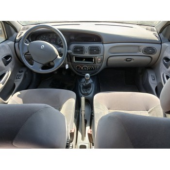 renault megane i fase 2 classic (la..) del año 2000