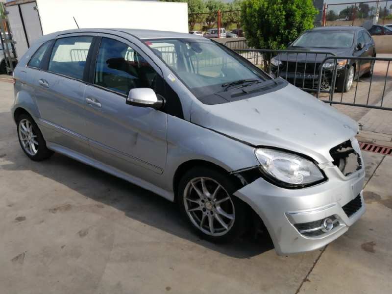 MERCEDES-BENZ CLASE B (W245)