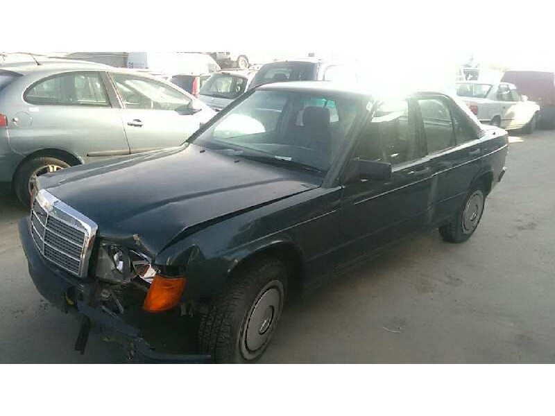 MERCEDES-BENZ CLASE C (W201) BERLINA