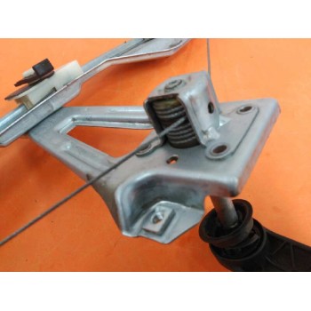 Recambio de elevalunas trasero izquierdo para renault clio iii emotion referencia OEM IAM 8200291151 MANUAL 