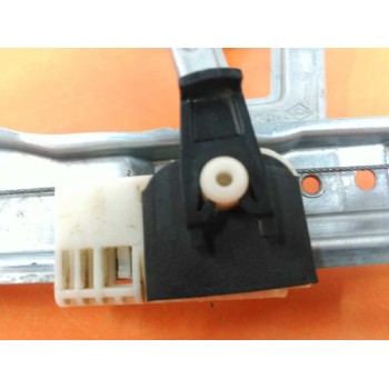 Recambio de elevalunas trasero izquierdo para renault clio iii emotion referencia OEM IAM 8200291151 MANUAL 