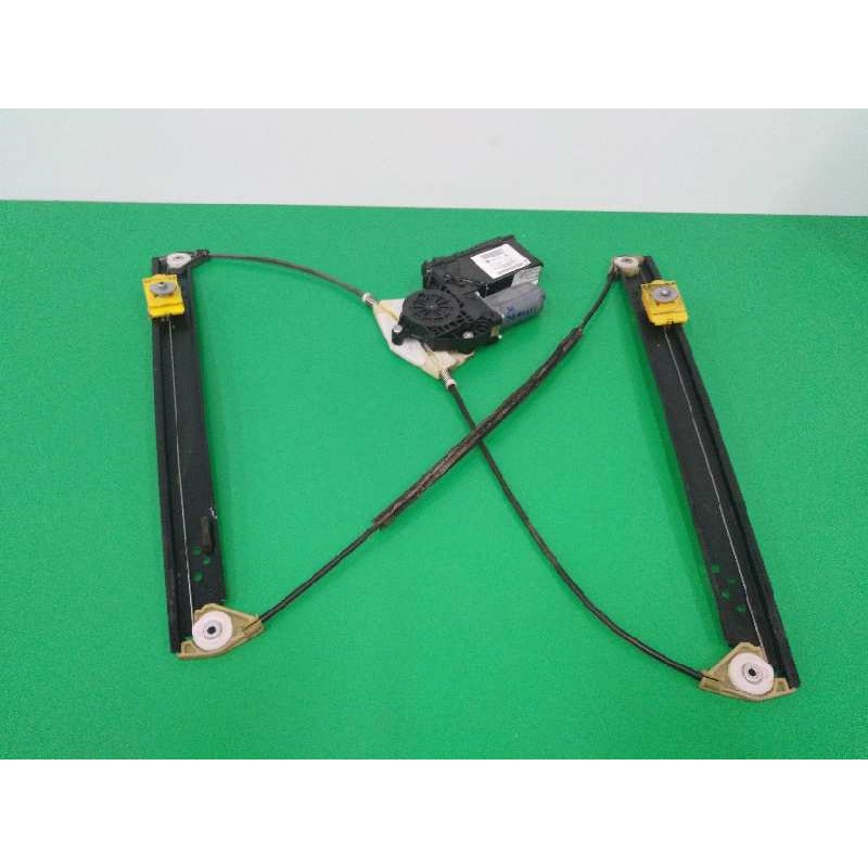 Recambio de elevalunas delantero derecho para volkswagen touareg (7la) tdi r5 referencia OEM IAM FUNDA 7L0959702MVIN CARIBE FUND