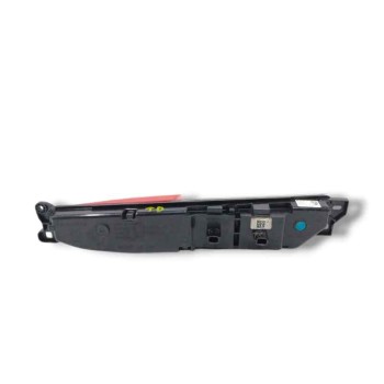 Recambio de piloto trasero derecho paragolpes para renault megane e-tech suv ev60 referencia OEM IAM 265802052R  