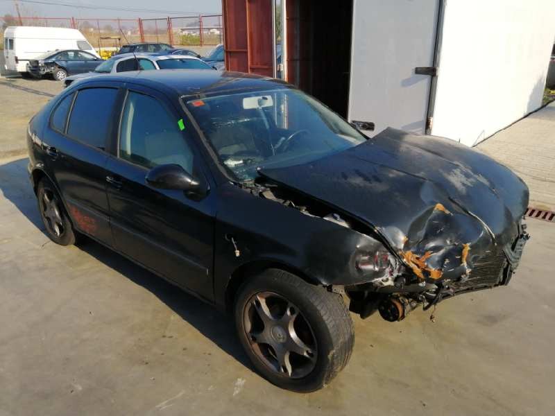 SEAT LEON (1M1)