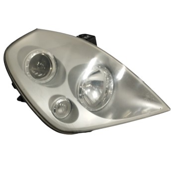 Recambio de faro derecho para ssangyong rexton 2.9 turbodiesel cat referencia OEM IAM 8310208202 PARA PULIR SIN TAPA