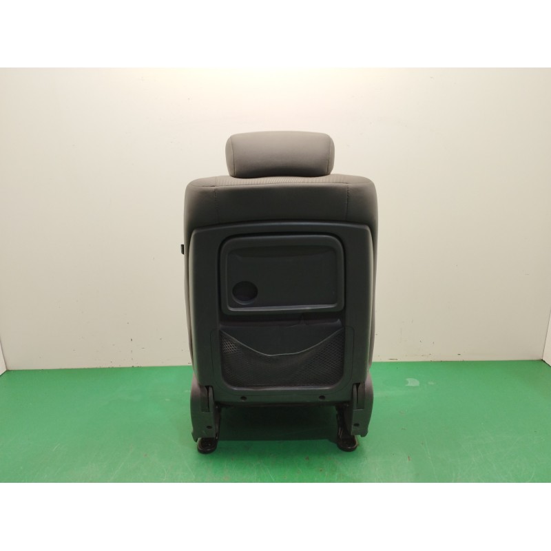 ASIENTO DELANTERO IZQUIERDO