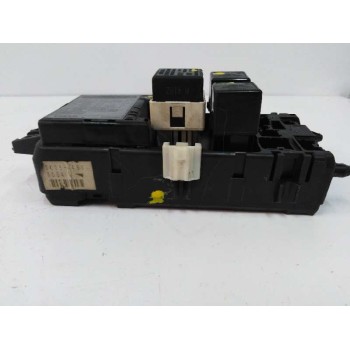 Recambio de caja reles / fusibles para volvo s40 berlina 1.6 cat referencia OEM IAM 30889989  