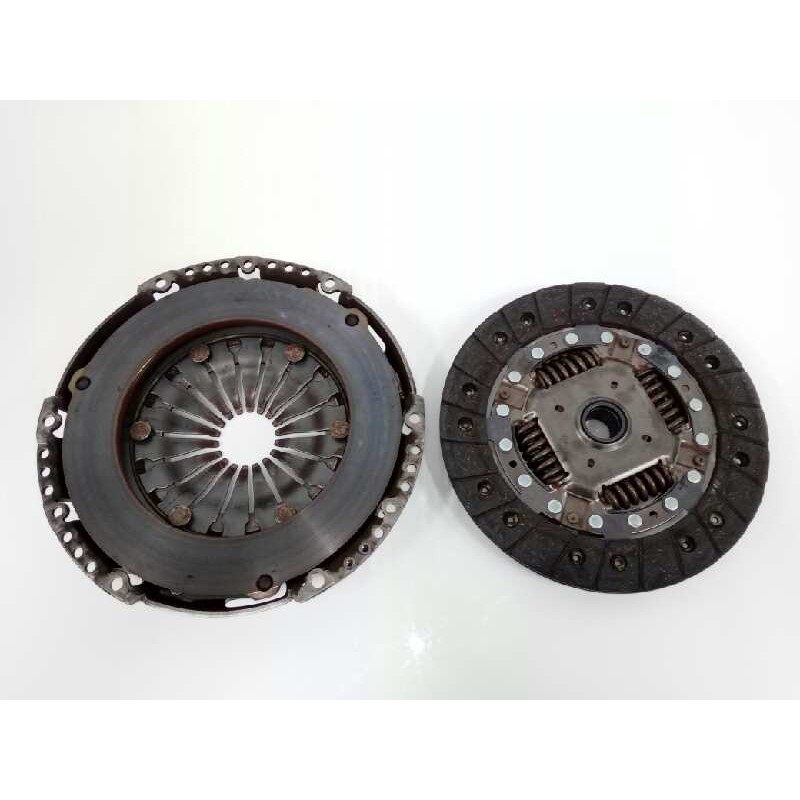 Recambio de kit embrague para volkswagen polo 1.0 tsi referencia OEM IAM 04C141025P 04C141031C 