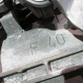 Recambio de caja cambios para opel insignia berlina 2.0 16v cdti referencia OEM IAM F40 95519489 