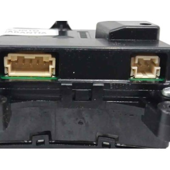 Recambio de mando volante para renault megane e-tech suv ev60 referencia OEM IAM  LADO DERECHO 