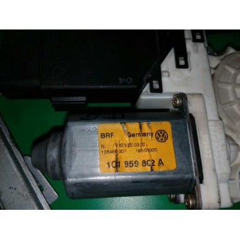 Recambio de elevalunas delantero derecho para volkswagen bora berlina (1j2) conceptline referencia OEM IAM FUNDA 1C1959802C 